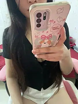 Lissa xinh09 online show from 11-10-25, 03:44