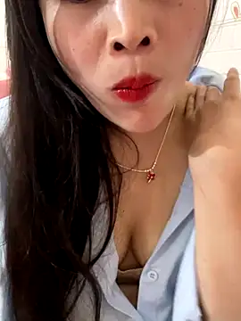 Snapshot of Lissa_xinh09 chatting on 10-26-25, 12:16 Lissa xinh09 online show from 10-26-25, 12:16