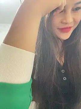 Snapshot of Lissa_xinh09 chatting on 10-15-25, 11:46 Lissa xinh09 online show from 10-15-25, 11:46