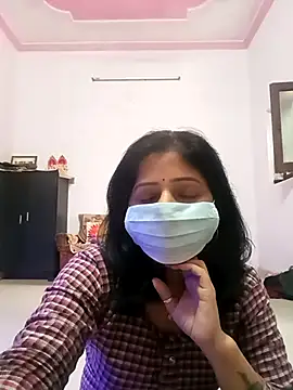 BITEXBABYlove online show from 12-18-25, 07:24