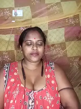 Hot-Show2 online show from 03-12-26, 07:40