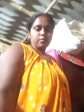 Hot-Show2 online show from 04-14-26, 04:34