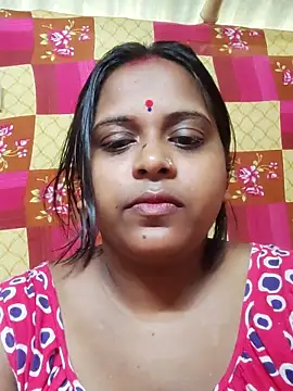 Snapshot of Hot-Show2 chatting on 10-10-25, 05:19 Hot-Show2 online show from 10-10-25, 05:19