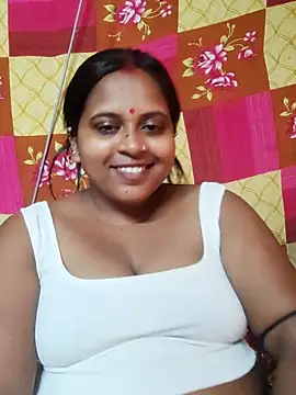 Snapshot of Hot-Show2 chatting on 10-17-25, 09:56 Hot-Show2 online show from 10-17-25, 09:56