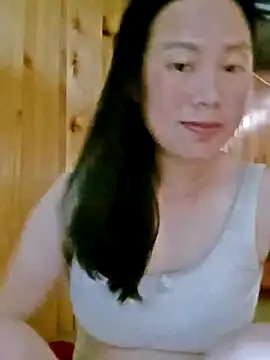 LyyChac online show from 09-18-25, 05:54