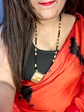 Snapshot of indian-hotmilfs chatting on 05-12-26, 03:18 indian-hotmilfs online show from 05-12-26, 03:18