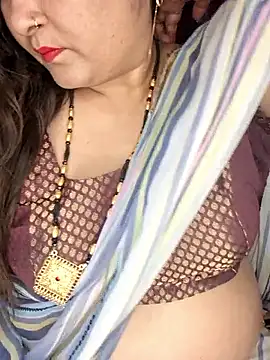 Snapshot of indian-hotmilfs chatting on 05-02-26, 01:49 indian-hotmilfs online show from 05-02-26, 01:49