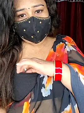 Snapshot of indian-hotmilfs chatting on 05-23-26, 04:39 indian-hotmilfs online show from 05-23-26, 04:39
