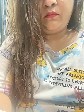Snapshot of indian-hotmilfs chatting on 09-18-25, 01:36 indian-hotmilfs online show from 09-18-25, 01:36