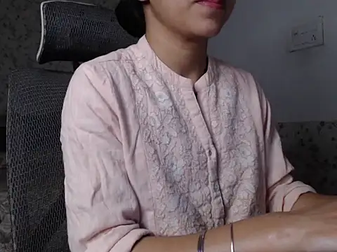 snow white123 online show from 12-14-25, 08:58