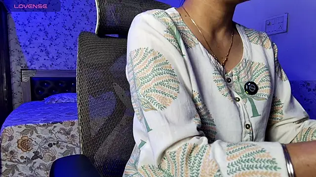 snow white123 online show from 03-18-26, 11:16