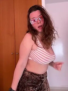 TenderLaGlamor online show from 02-06-26, 12:34