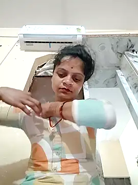 Snapshot of Sonam_dhakad chatting on 02-19-26, 01:13 Sonam dhakad online show from 02-19-26, 01:13