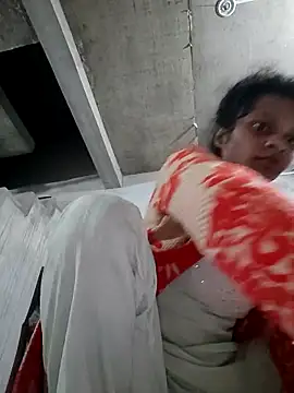 Snapshot of Sonam_dhakad chatting on 12-14-25, 11:43 Sonam dhakad online show from 12-14-25, 11:43