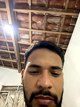 spiderfindom online show from 10-22-25, 05:18