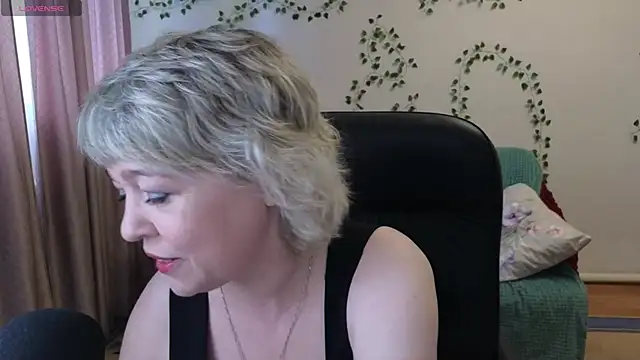 Rosette Pricky online show from 05-28-26, 02:34
