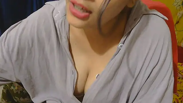 Snapshot of nista_01 chatting on 07-28-26, 05:56 nista 01 online show from 07-28-26, 05:56