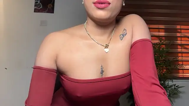 LucytheDevilQueen online show from 07-26-26, 03:24