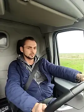 papichulo0099 online show from 11-12-25, 07:34