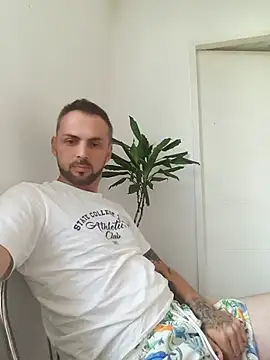 papichulo0099 online show from 07-21-26, 03:20