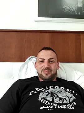papichulo0099 online show from 05-05-26, 05:54
