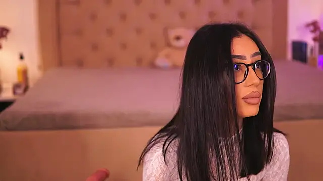 ChloeObril online show from 03-15-26, 04:52