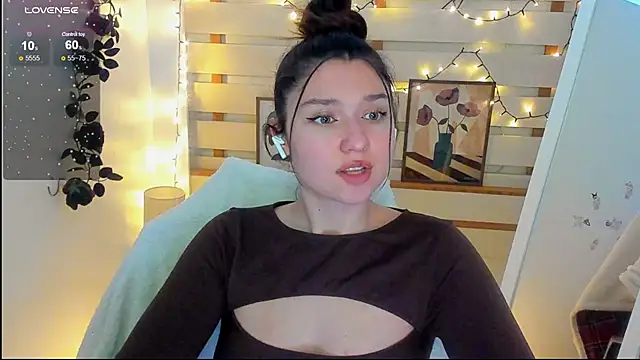 Sandra Curly online show from 02-11-26, 03:34