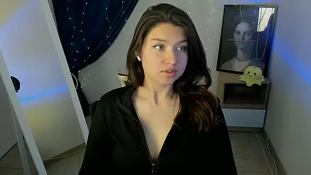 Snapshot of Sandra_Curly chatting on 05-15-26, 12:58 Sandra Curly online show from 05-15-26, 12:58
