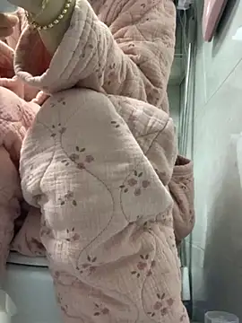 cgooh-611 online show from 11-10-25, 03:11