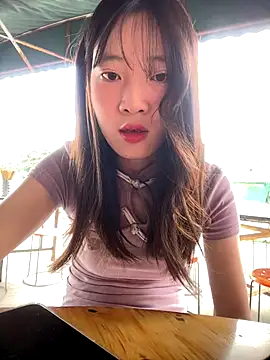 littleqiu online show from 10-03-25, 08:38