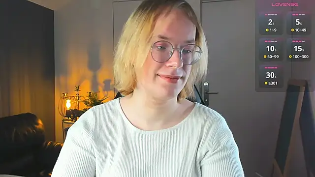 Amanda Butlerr online show from 11-06-25, 07:23