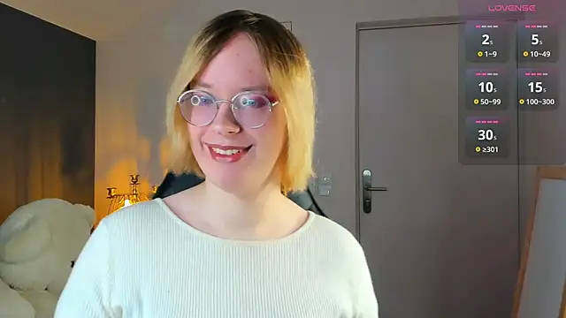 Amanda Butlerr online show from 10-25-25, 10:14