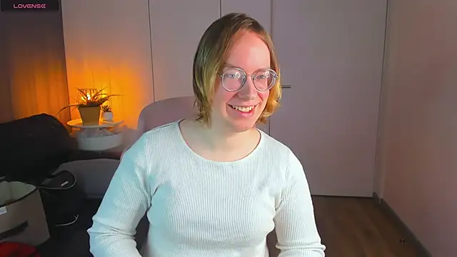 Amanda Butlerr online show from 04-04-26, 01:39