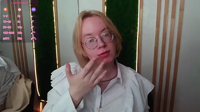Amanda Butlerr online show from 06-27-26, 12:22