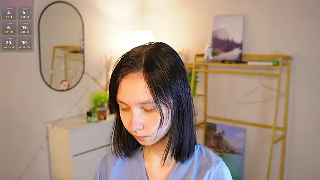 SuzanneHowse online show from 01-11-26, 03:13