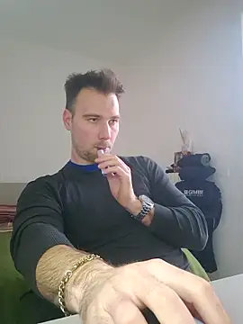 mrlyuis online show from 12-22-25, 10:26