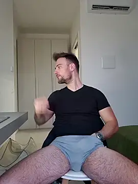 mrlyuis online show from 12-19-25, 12:18