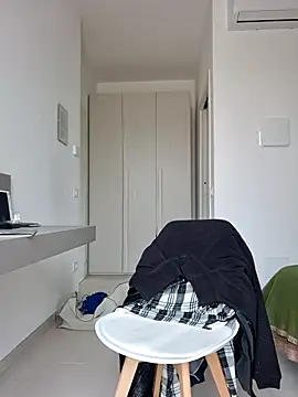 mrlyuis online show from 02-25-26, 01:11