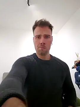 mrlyuis online show from 12-21-25, 07:37