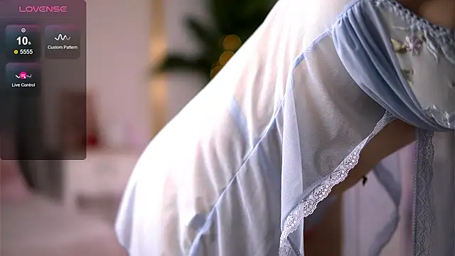 Snapshot of RebeccaRese chatting on 03-18-26, 09:23 RebeccaRese online show from 03-18-26, 09:23