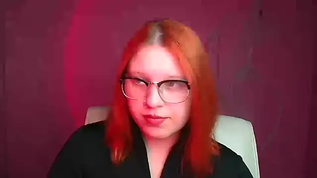 Snapshot of ScarletVixen_ chatting on 09-13-25, 11:21 ScarletVixen online show from 09-13-25, 11:21