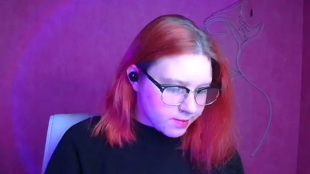 Snapshot of ScarletVixen_ chatting on 10-08-25, 08:42 ScarletVixen online show from 10-08-25, 08:42