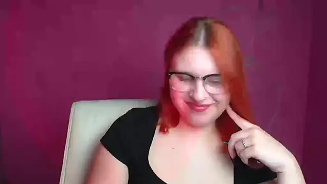 Snapshot of ScarletVixen_ chatting on 09-18-25, 11:41 ScarletVixen online show from 09-18-25, 11:41