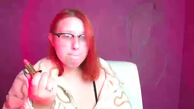 Snapshot of ScarletVixen_ chatting on 09-18-25, 11:35 ScarletVixen online show from 09-18-25, 11:35