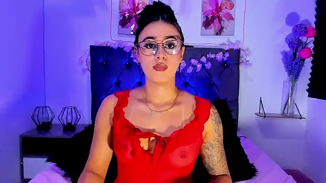 SagiraBelle online show from 04-15-26, 05:39