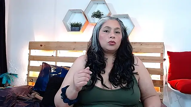 sheila reeves2772 online show from 09-25-25, 04:46