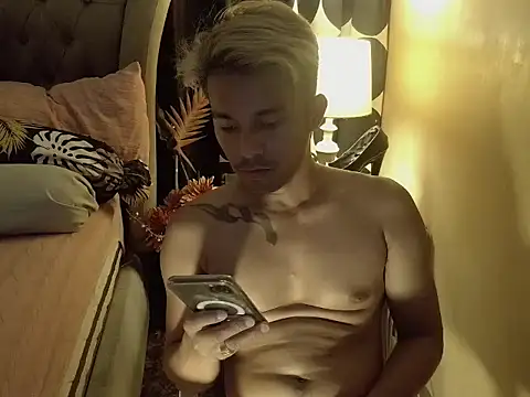 AsianHorseCockOwen online show from 11-19-25, 06:13