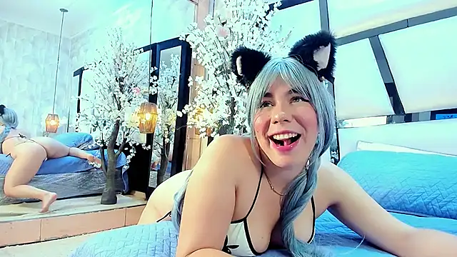 TessaCooper1 online show from 06-21-26, 08:36