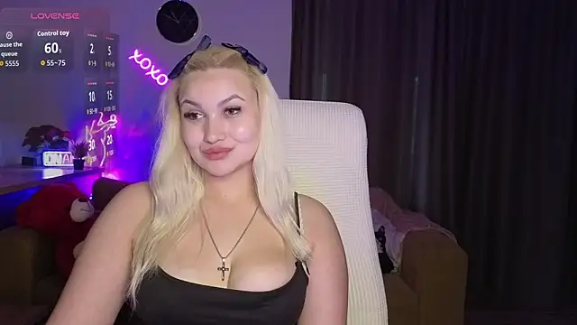 Snapshot of adrelaxina chatting on 04-28-26, 03:49 adrelaxina online show from 04-28-26, 03:49
