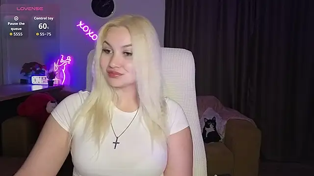 Snapshot of adrelaxina chatting on 04-21-26, 07:09 adrelaxina online show from 04-21-26, 07:09